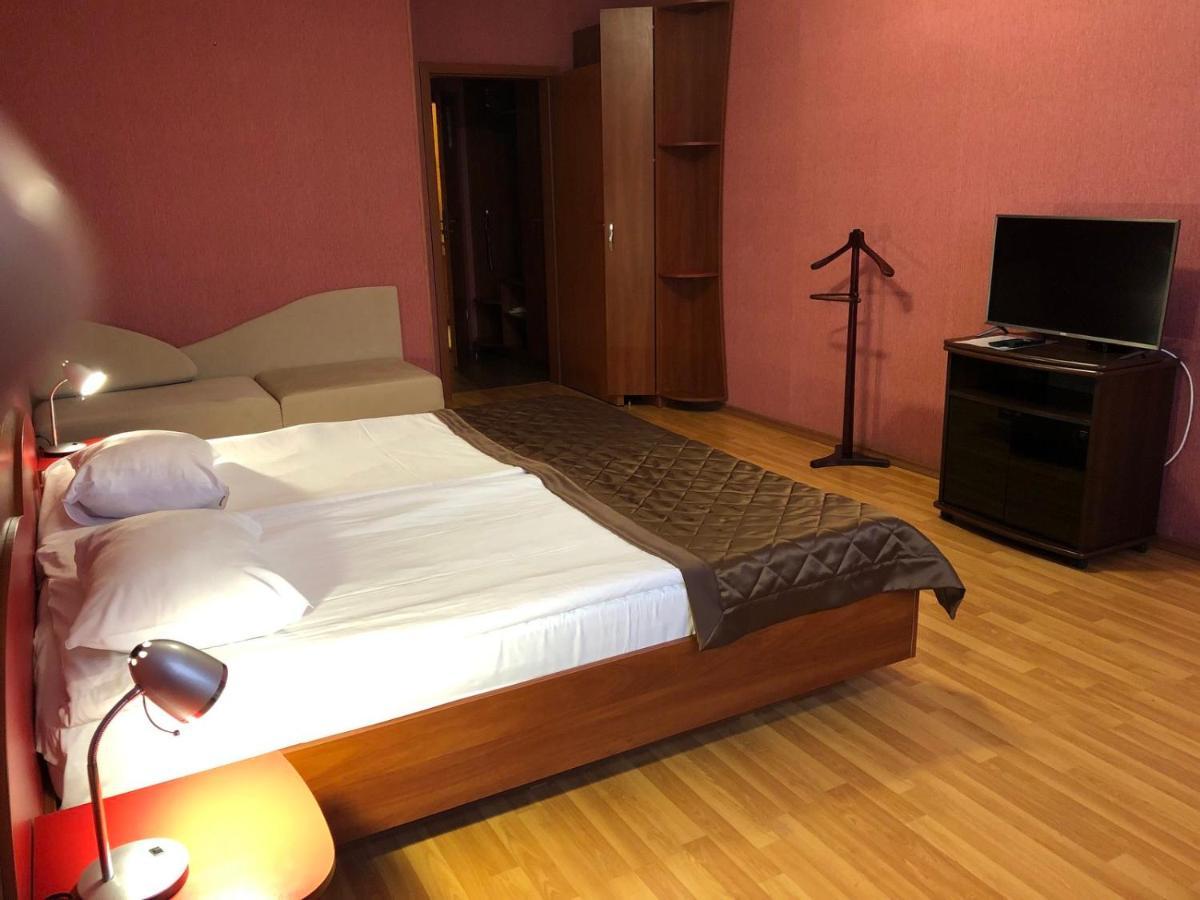 קייב Comfort Hotel מראה חיצוני תמונה