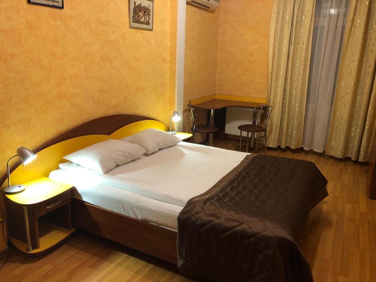 קייב Comfort Hotel מראה חיצוני תמונה