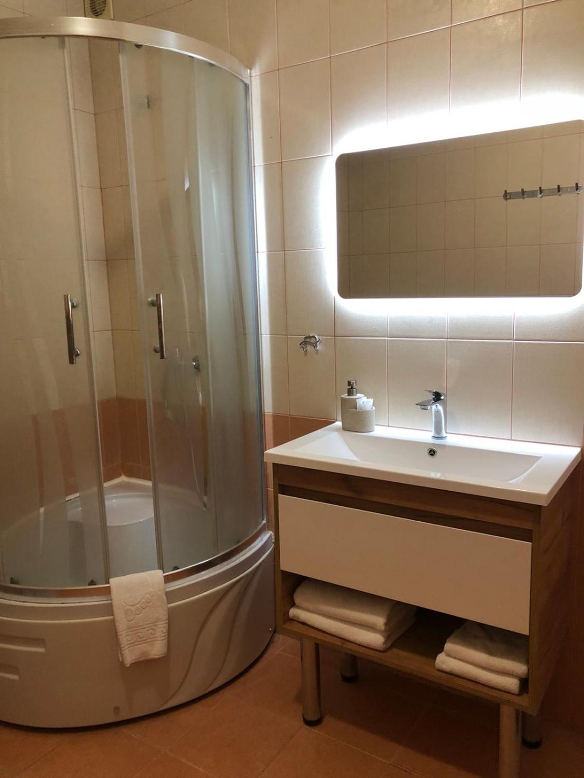 קייב Comfort Hotel מראה חיצוני תמונה